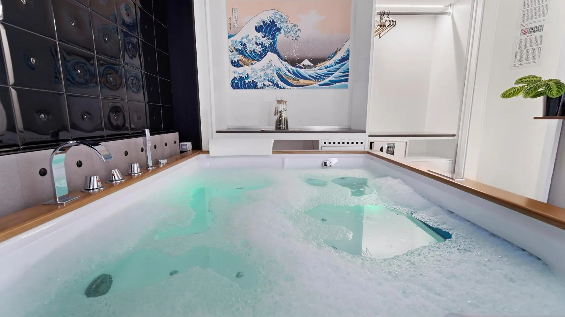 Ukiyo Suites And Rooms Cagliari Guest house