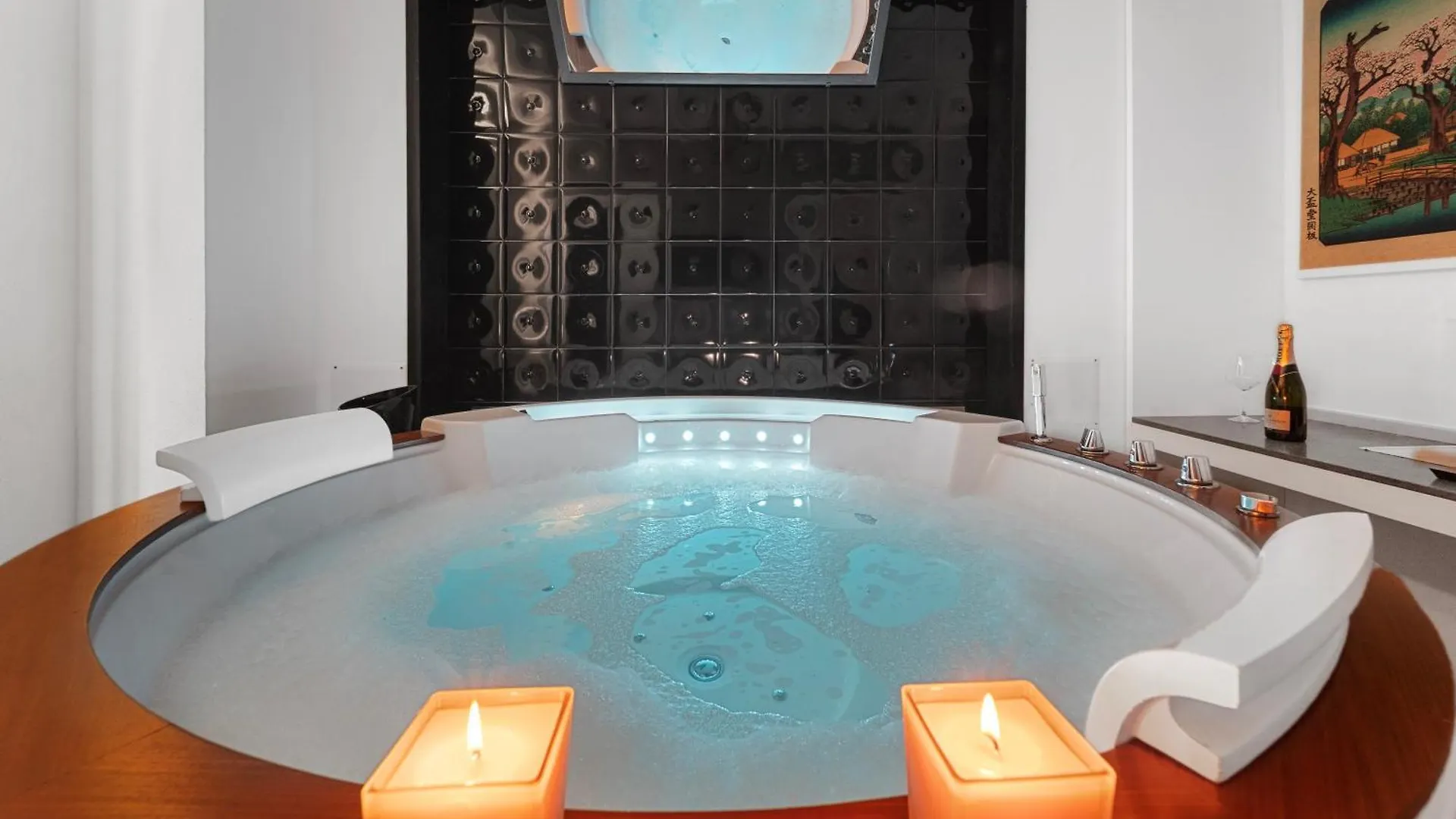 Guest house Ukiyo Suites And Rooms Cagliari Italy