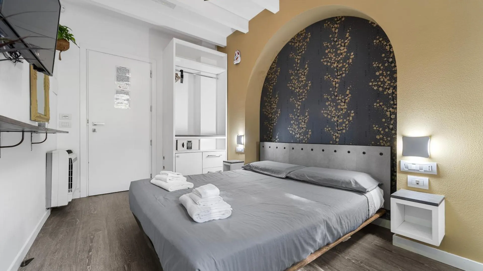 Ukiyo Suites And Rooms Cagliari 0*,  Italy